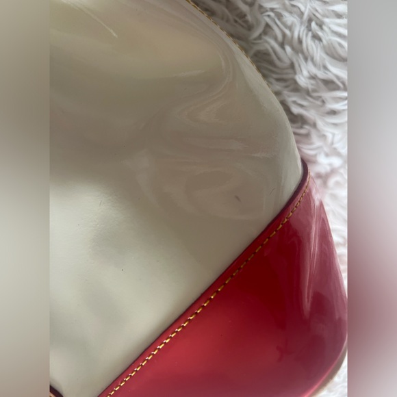 Dooney & Bourke Red and Cream Bucket Bag - Picture 8 of 10